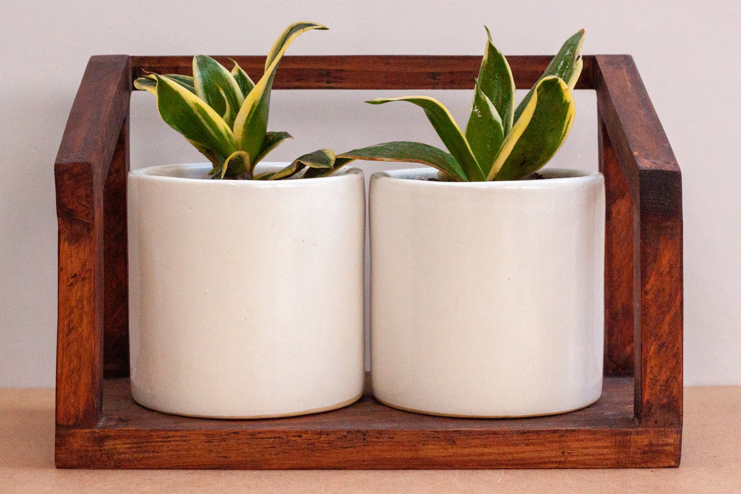 2 flower pot stand