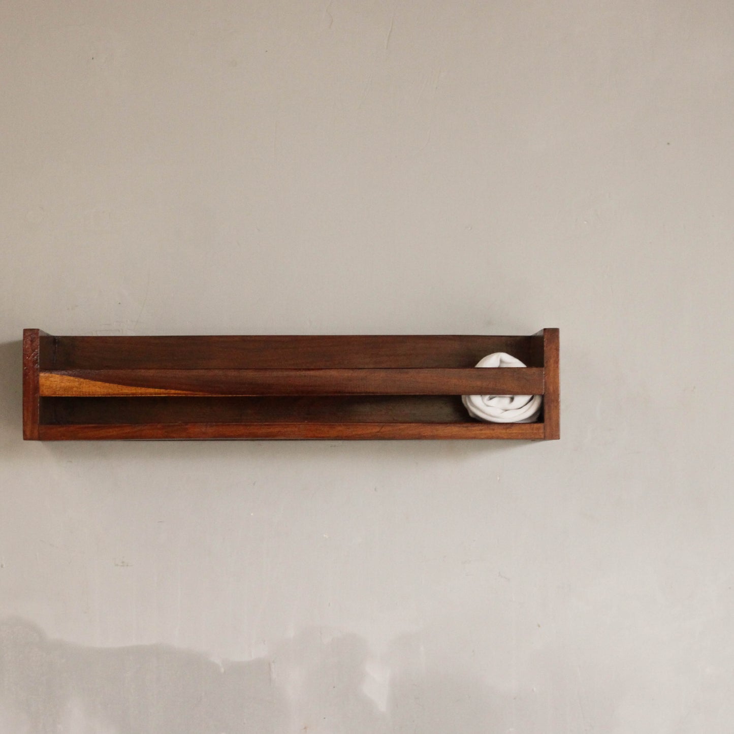 Charm Floating Solid Wood Wall Organizer for the Living Room Image 3