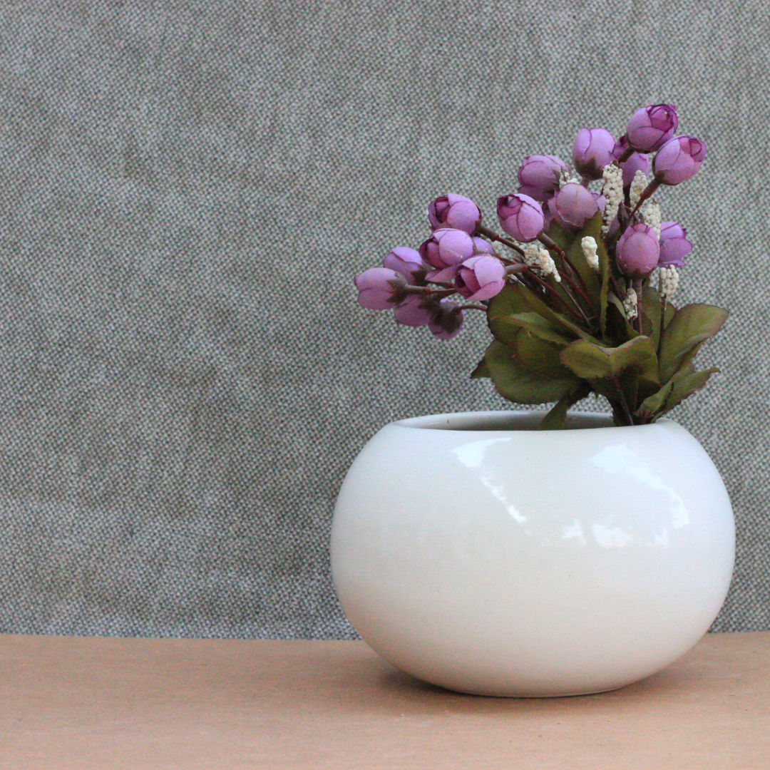 Aesthetic round ceramic pot for table top Image 2